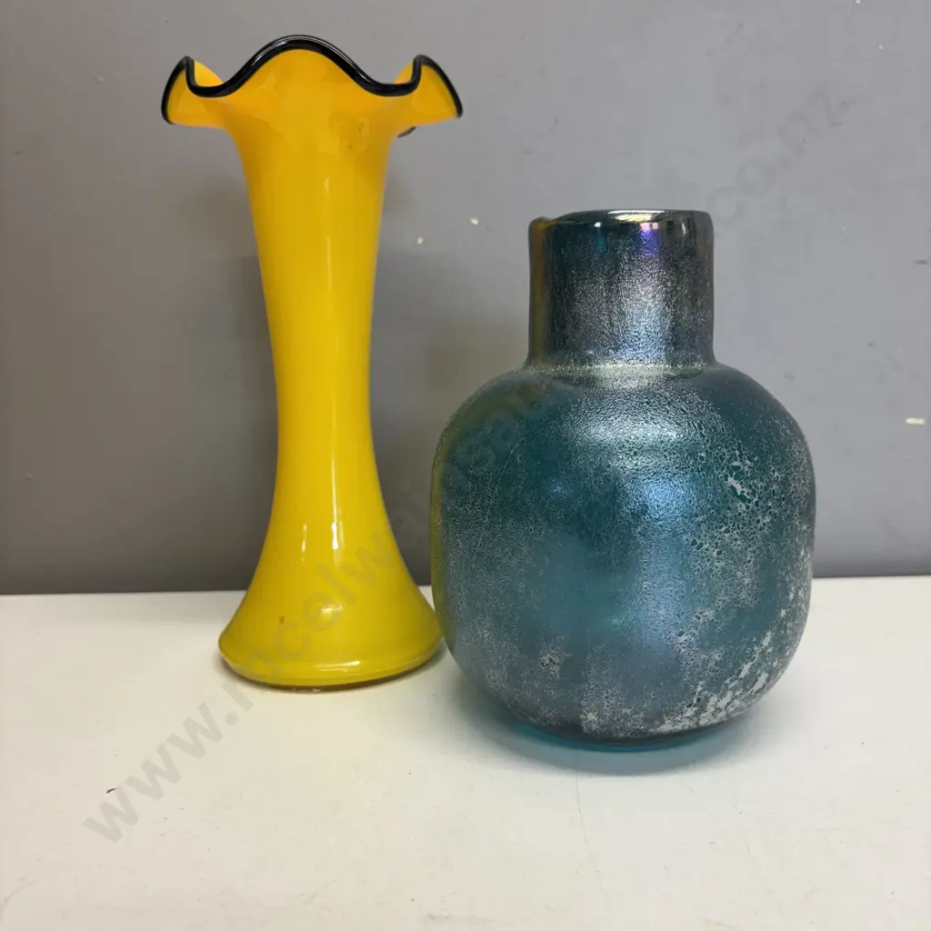 Two Art Glass Vases H22 H16cm Image 1++