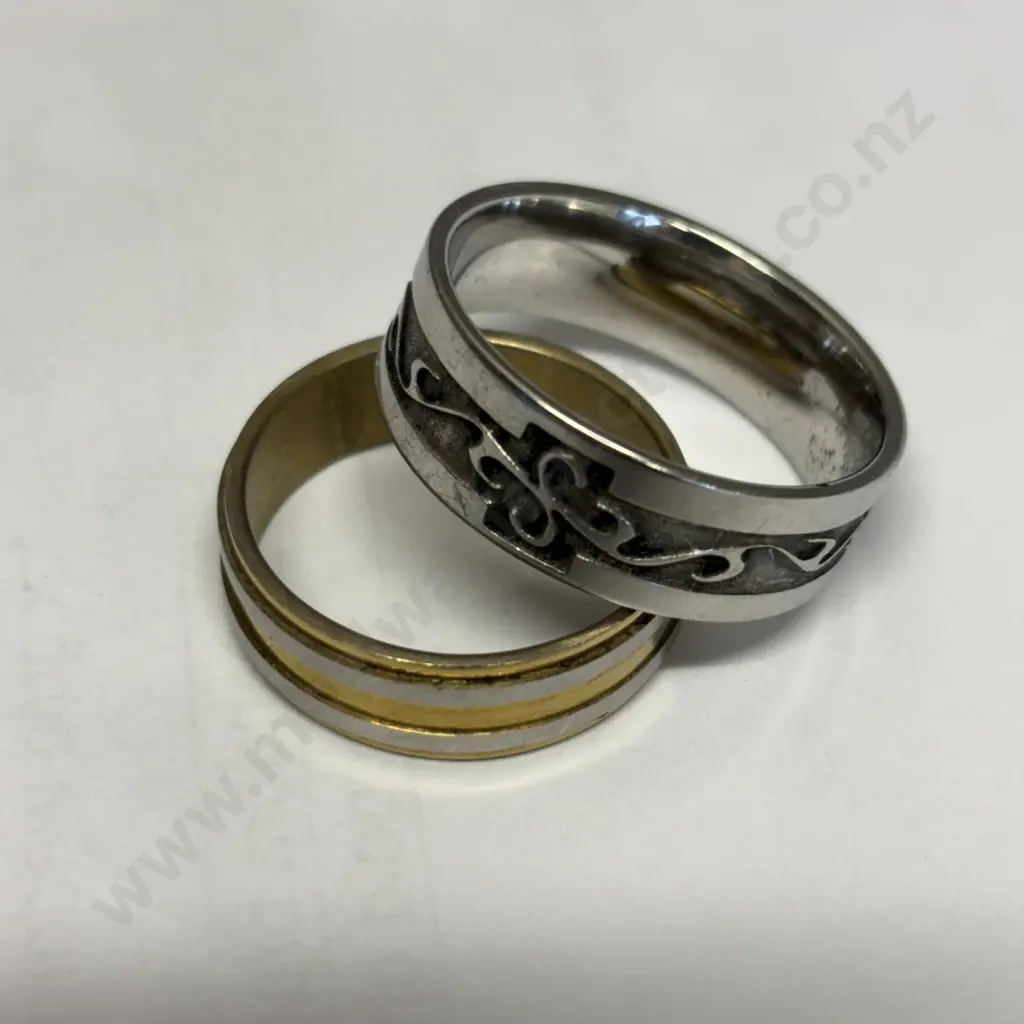 Gold and Silver coloured wedding band with large patterned silver coloured wedding band Image 1++