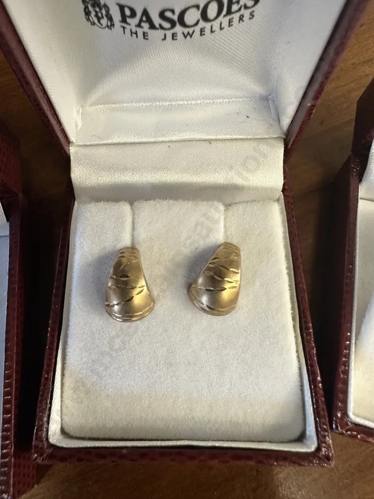 Lot of Three Assorted Gold Colour Earring Sets Image 1++