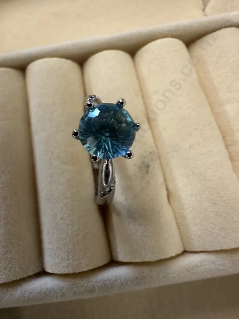 Vintage Ring With Blue Coloured Stone  Image 1++