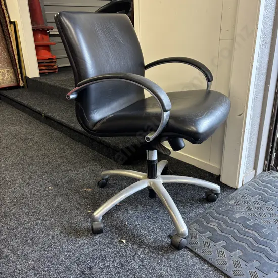 Commercial Grade Gas Lift Office/Executive Chair