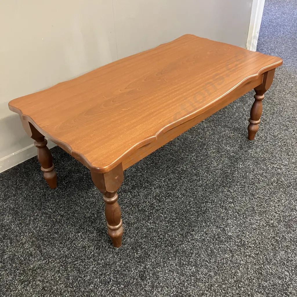 Mahogany Occasional Table, Turned legs. H42 W100 D54cm Image 1++
