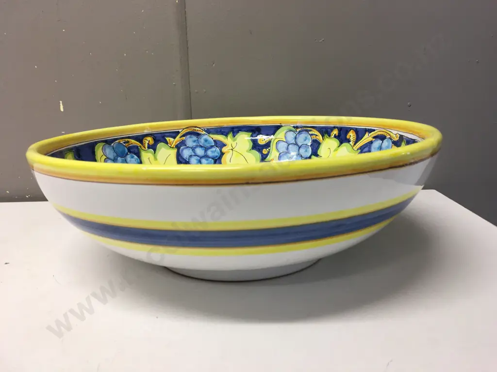 Italian Bowl - 'La Maiolicd' Freemantle Australia. 11 x 34cm Image 1++