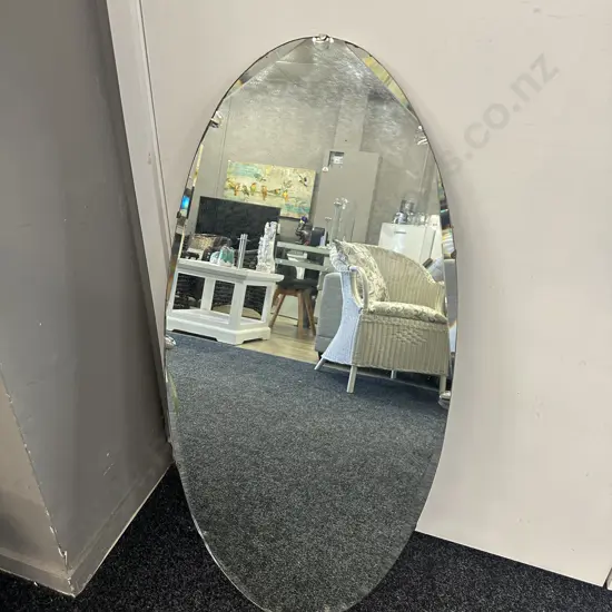Vintage Oval Bevelled Detailed Mirror H91.5,W45cm.