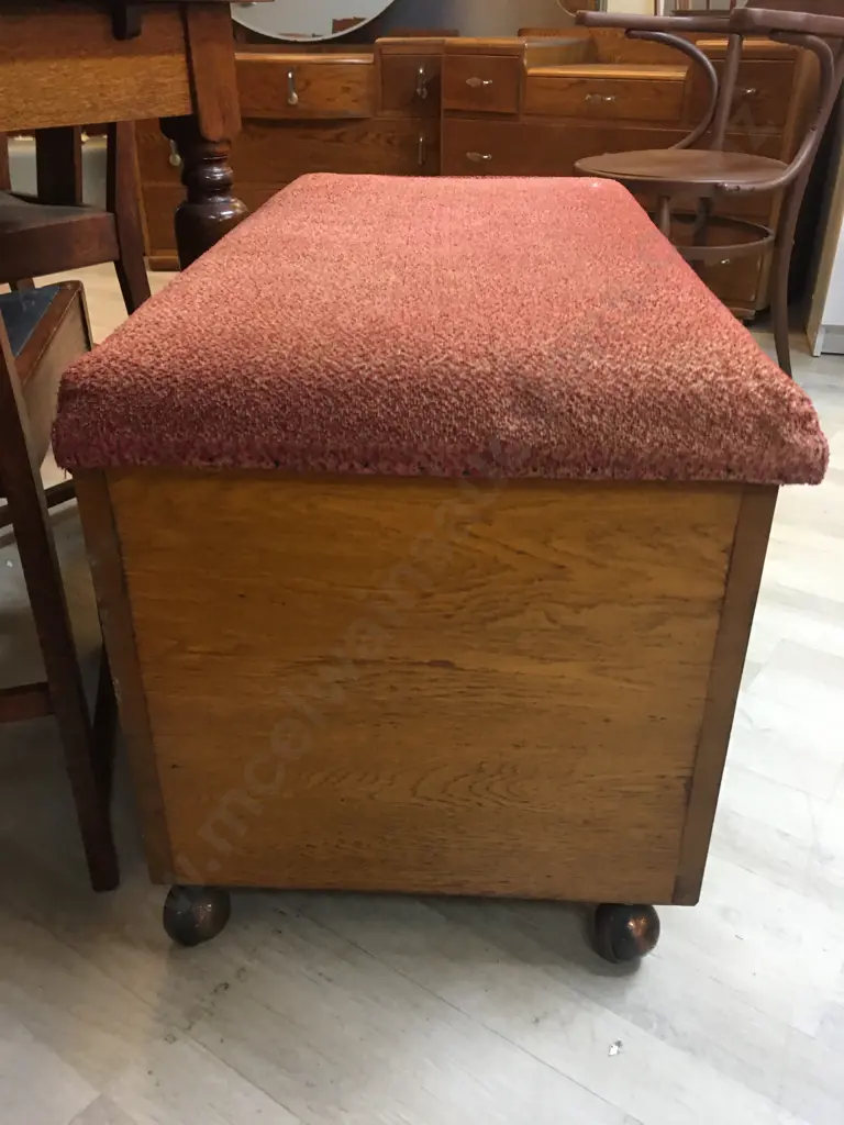 Oak Art Deco Blanket Box With Padded & Upholstered Hinged Top, Metal Castors. H51 W94 D48cm Image 1++