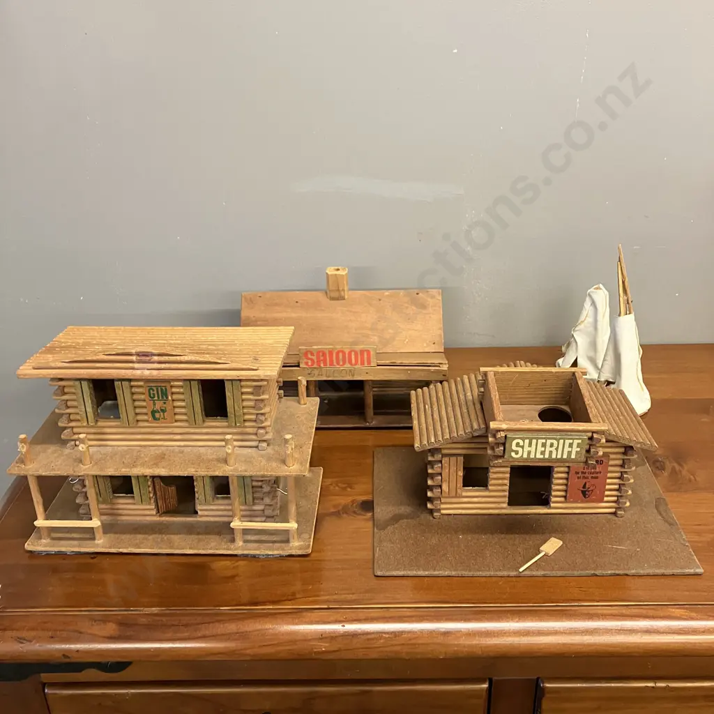 Vintage OEHME & SOHN Western Sheriffs Office & Saloon Log Cabin. Kids Wooden Play Saloon & Teepees Image 1++