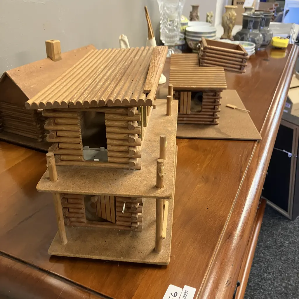 Vintage OEHME & SOHN Western Sheriffs Office & Saloon Log Cabin. Kids Wooden Play Saloon & Teepees Image 1++