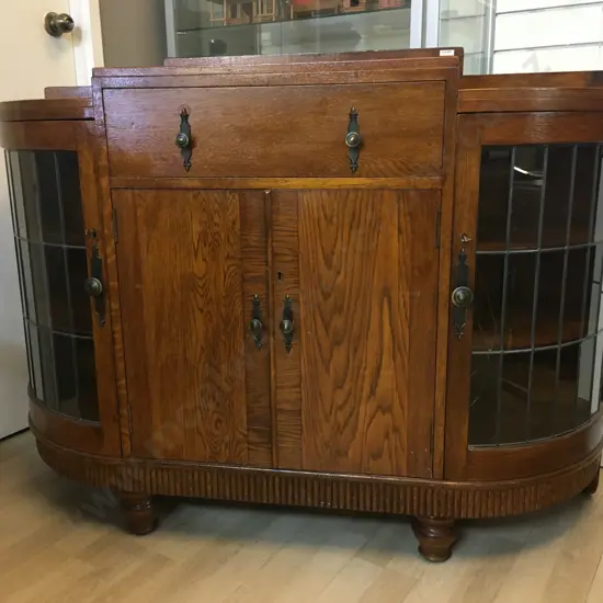 Art Deco Oak & Leadlight Sideboard With Keys, Original Handles, Curved Leadlight Corner Doors. H104 W138 D48cm