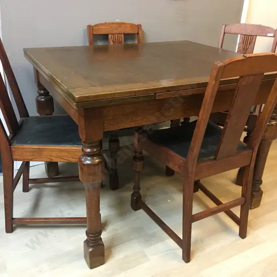 Oak Art Deco Drawleaf Extension Table (H76 D91 W107 - 165 cm) With Four Arts & Craft Oak & Black Leather Side Chairs