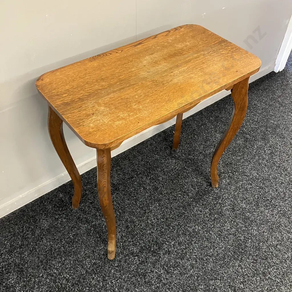Mid Century Oak Side Table. H68 W69 D37cm Image 1++