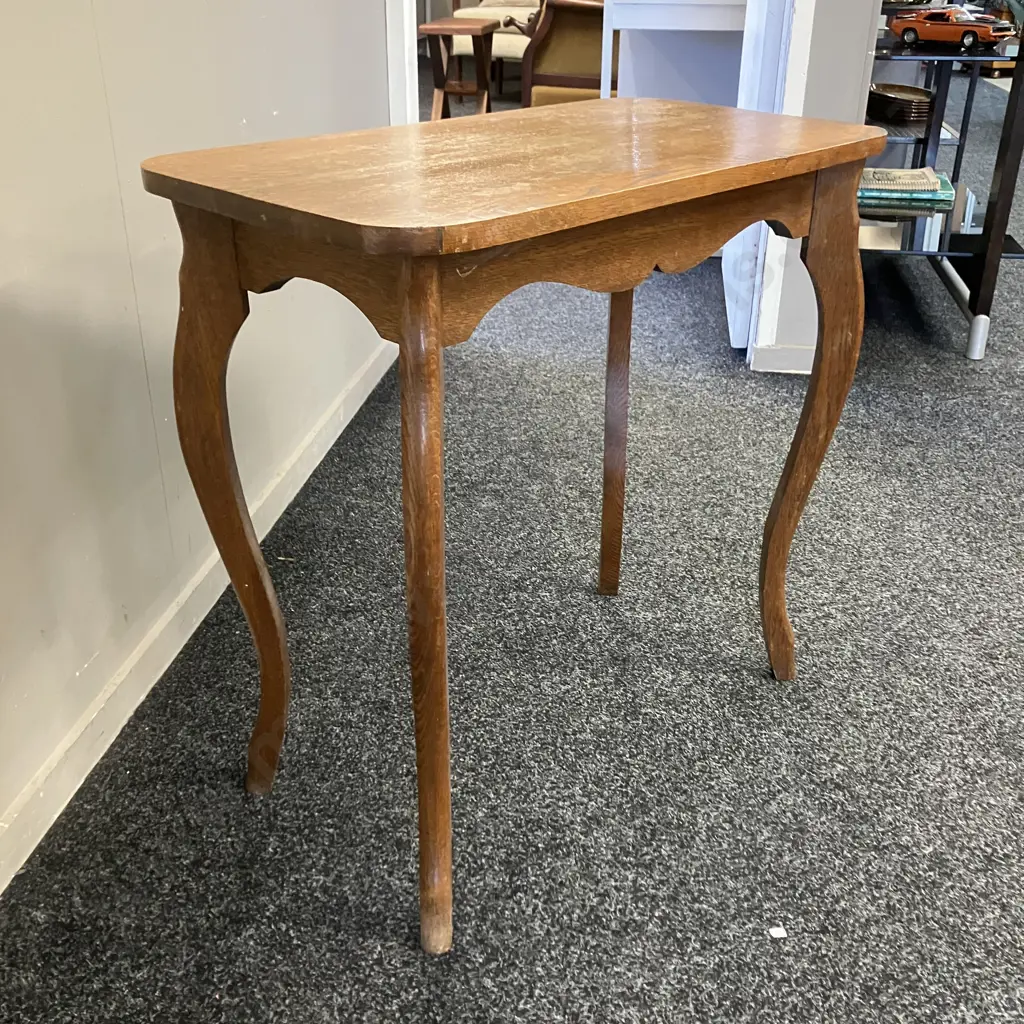 Mid Century Oak Side Table. H68 W69 D37cm Image 1++