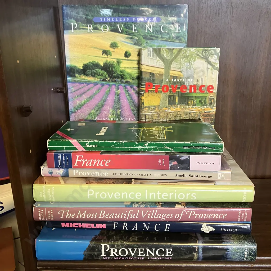 Books - Provence, France, Michelin Green Guide Book Image 1++