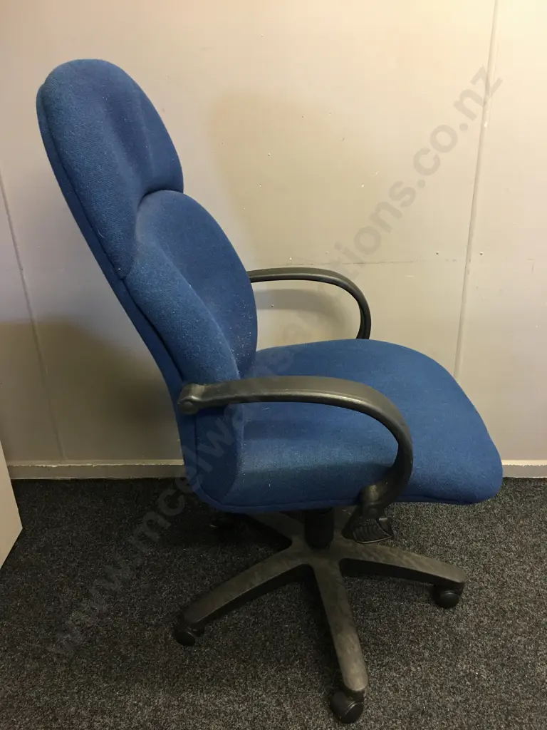 Executive Blue Gas Lift Chair Double Lever Armed  Image 1++