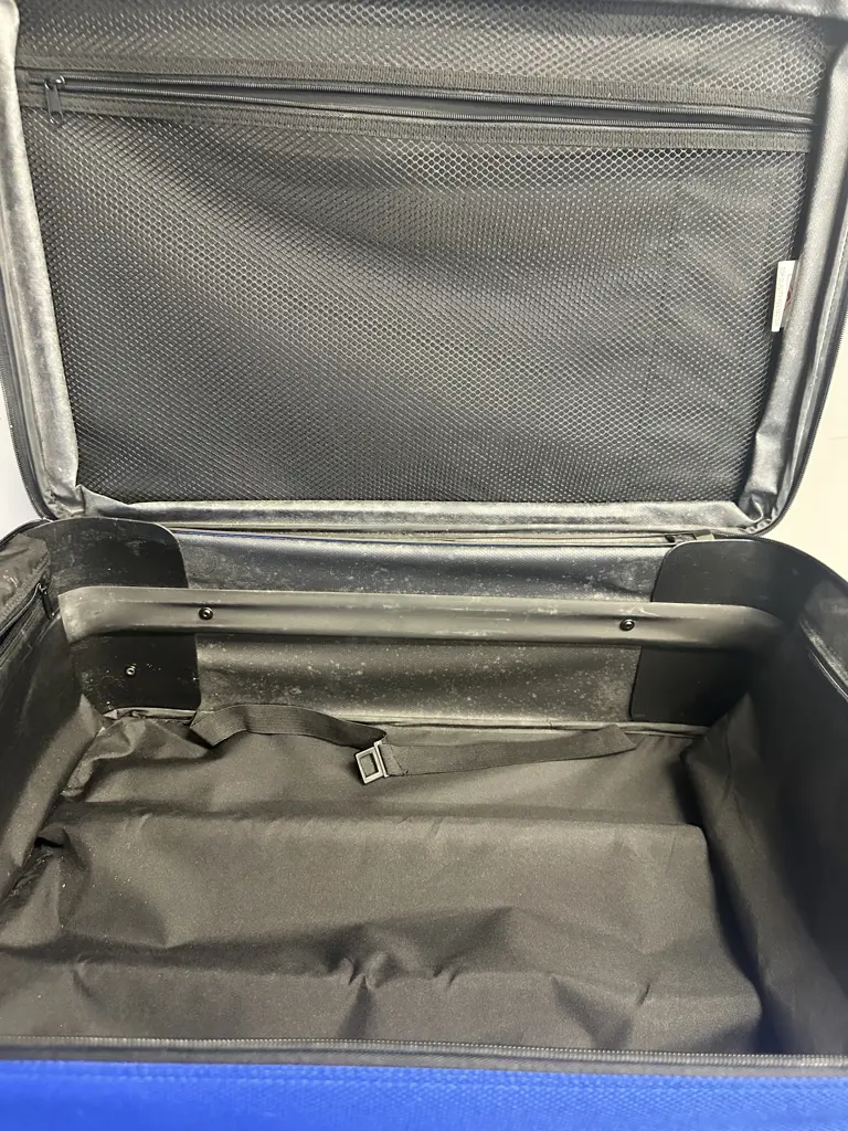 Blue Courier Travel Suitcase H66cm. Image 1++