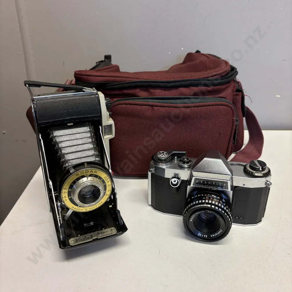 Vintage Praktica Pentacon Camera with Kodak Dakon Folding Junior II and Bag Image 1++