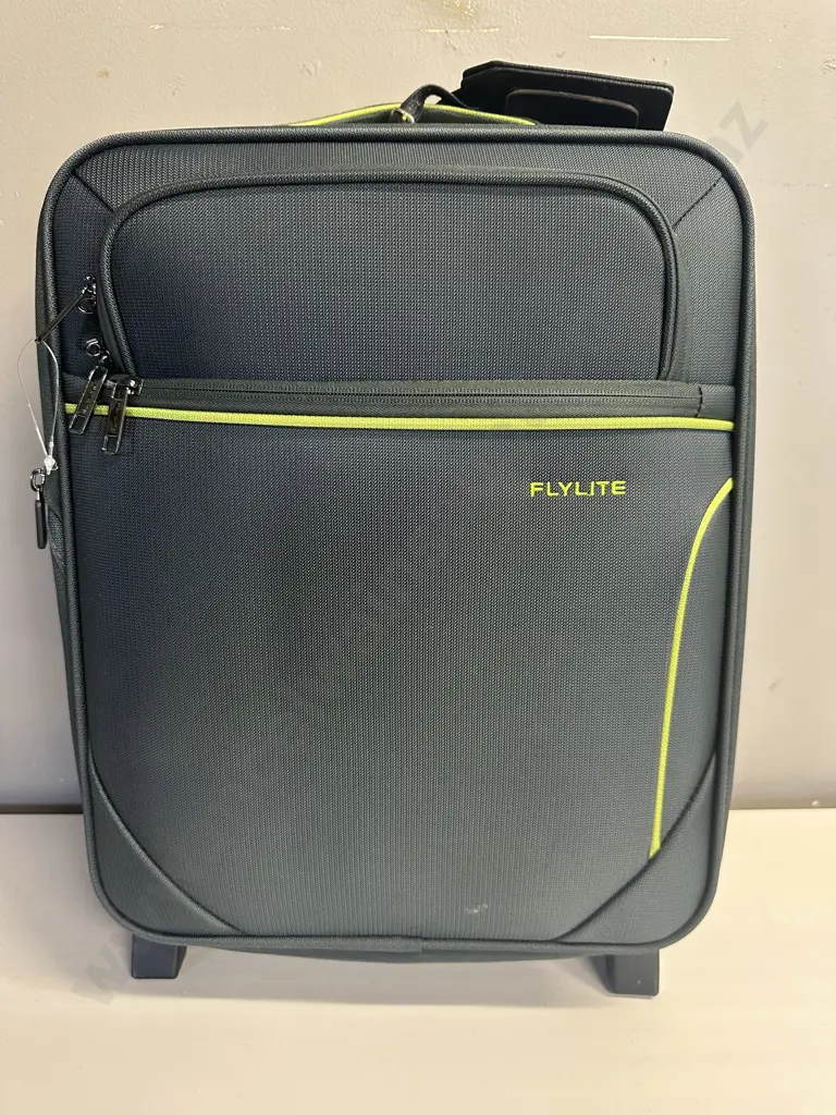 Green Flylite Cabin Travel Bag Image 1++