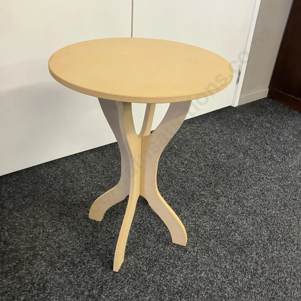 Petticoat Table. 66 x 49.5cm  Sold with -14 Image 1++