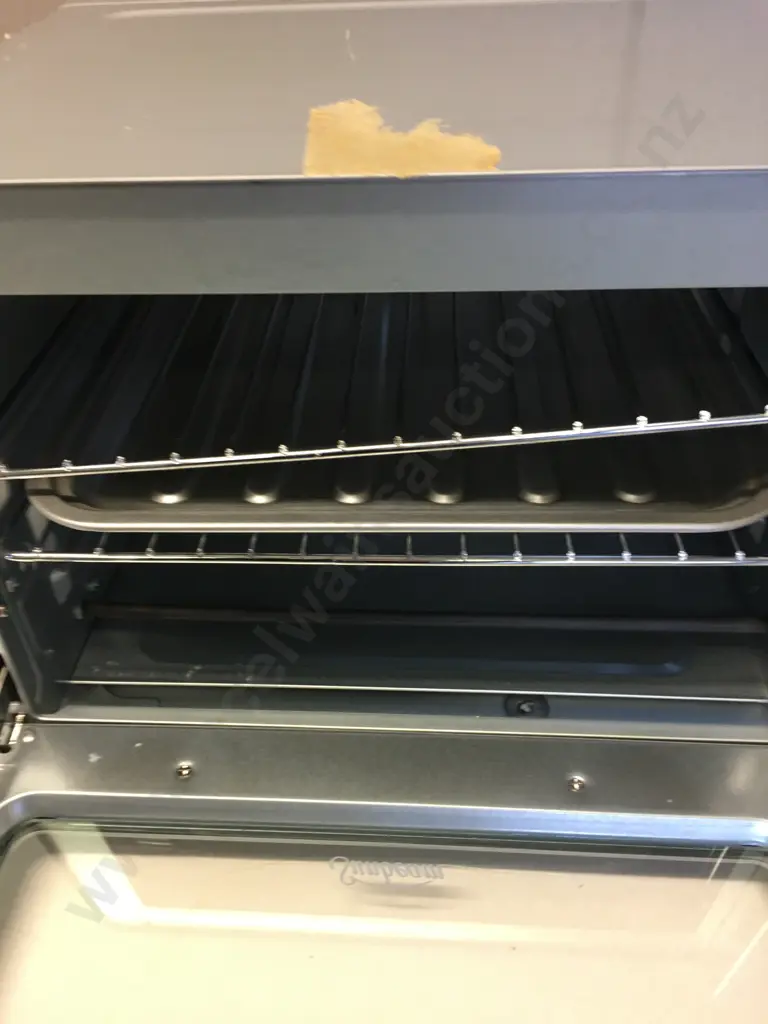 Sunbeam Convection Bake & Grill Mini Oven Image 1++