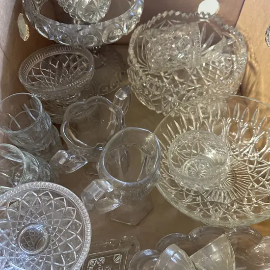 Selection of Art Deco Glassware & Crystal Items