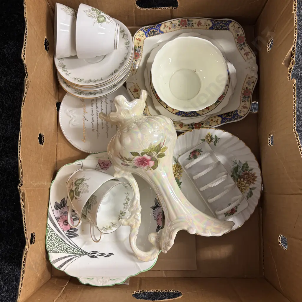 Box of Assorted Image 1++