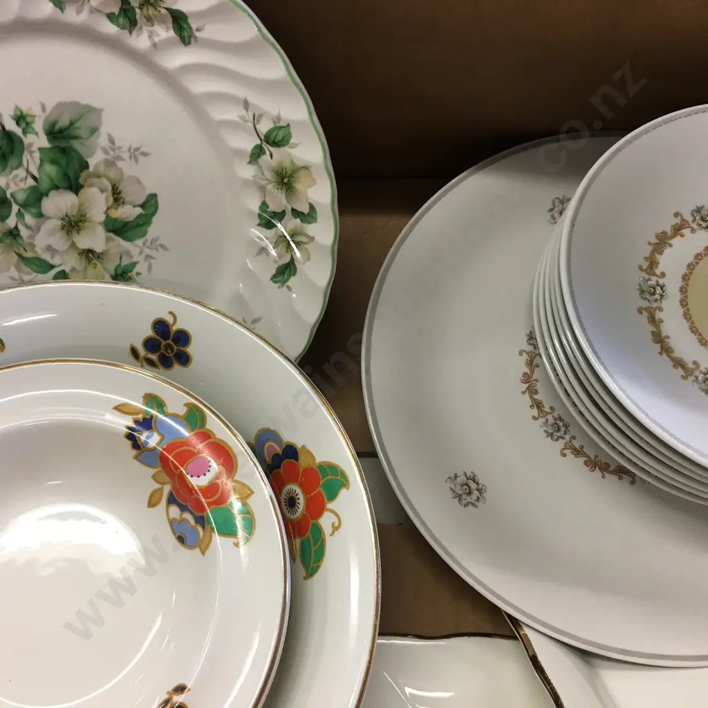 Assorted China Bowls Etc Box Lot Image 1++