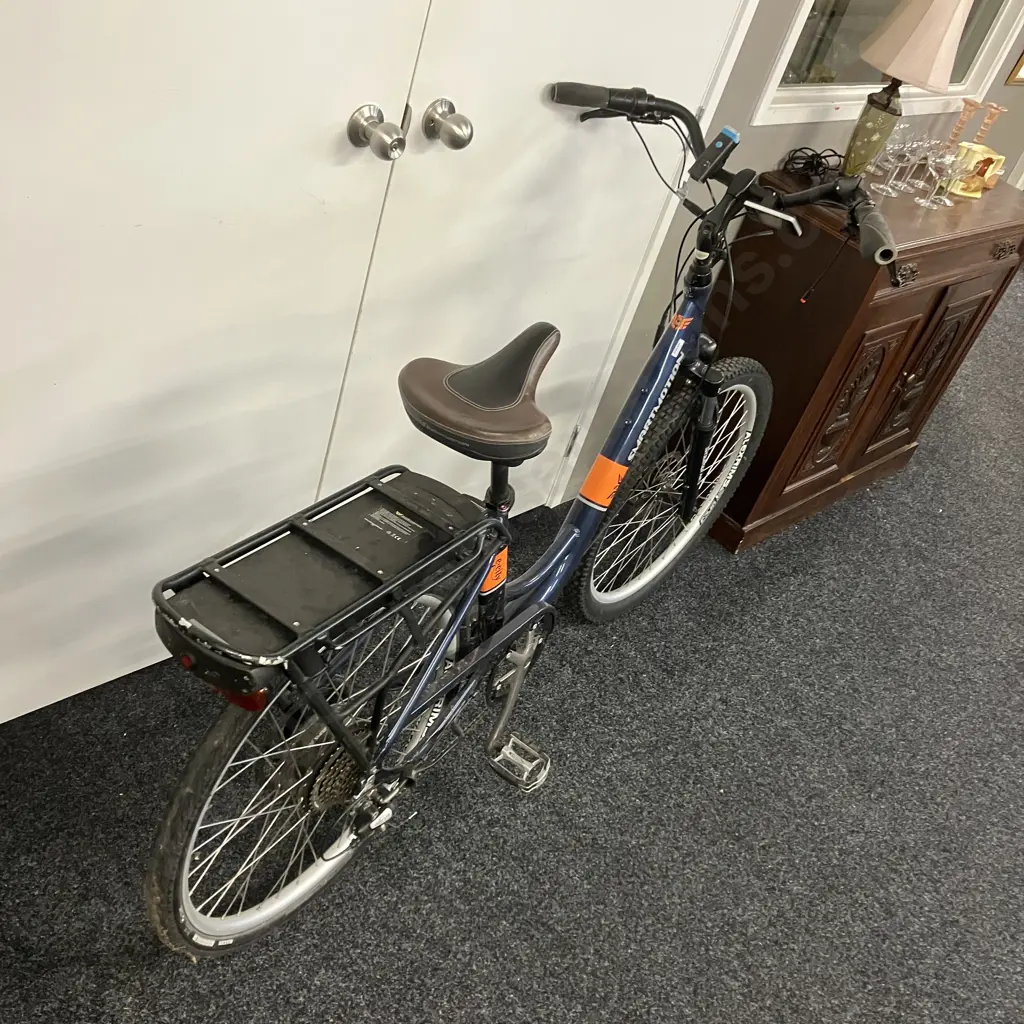 Blue & Orange Smartmotion e-city E-Bike (sold as-is) Image 1++
