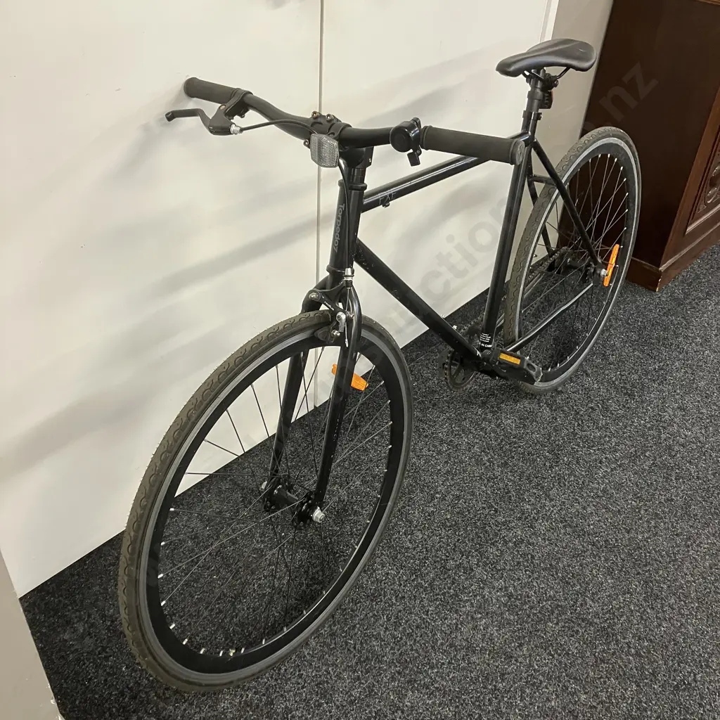 Black FXE Road Bike Image 1++