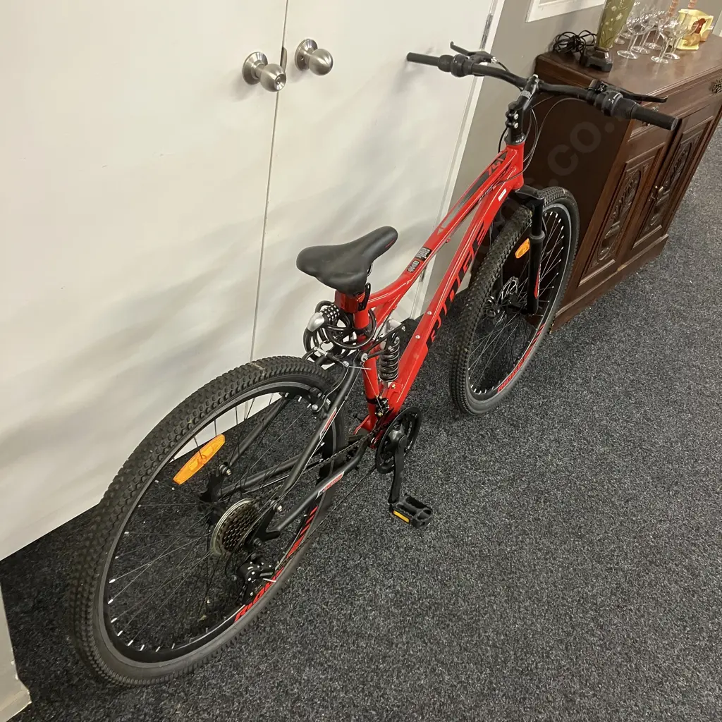 Red & Black Ridge Aftershock 21 Speed Mountain Bike (Missing a Pedal) Image 1++