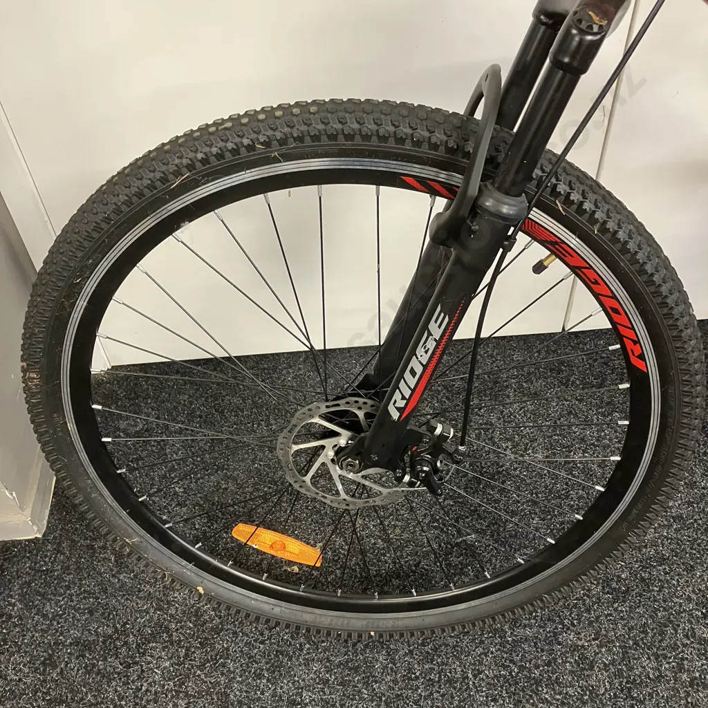 Red & Black Ridge Aftershock 21 Speed Mountain Bike (Missing a Pedal) Image 1++