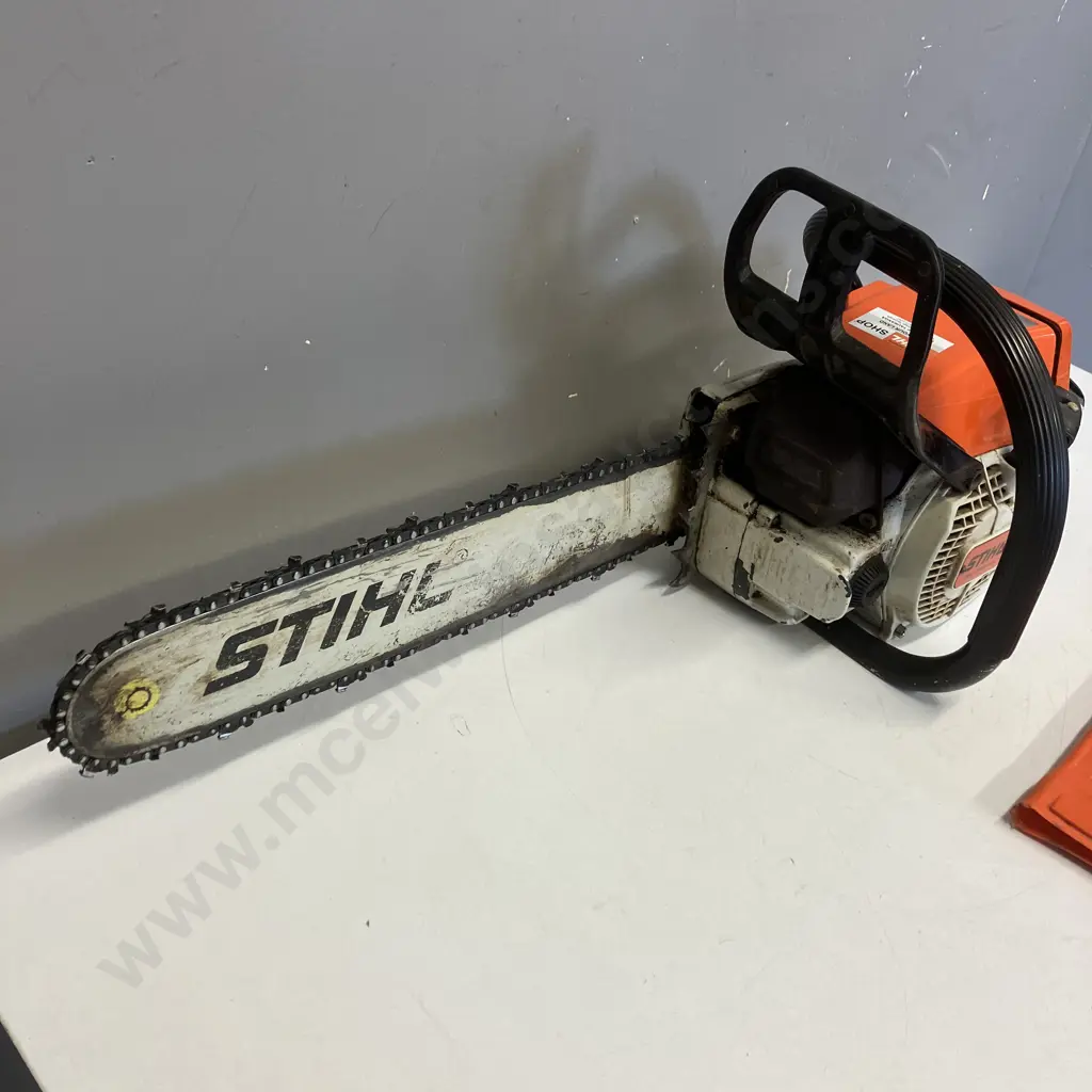 STIHL 024 AV Electronic Quickstop Wood Boss Chainsaw Image 1++