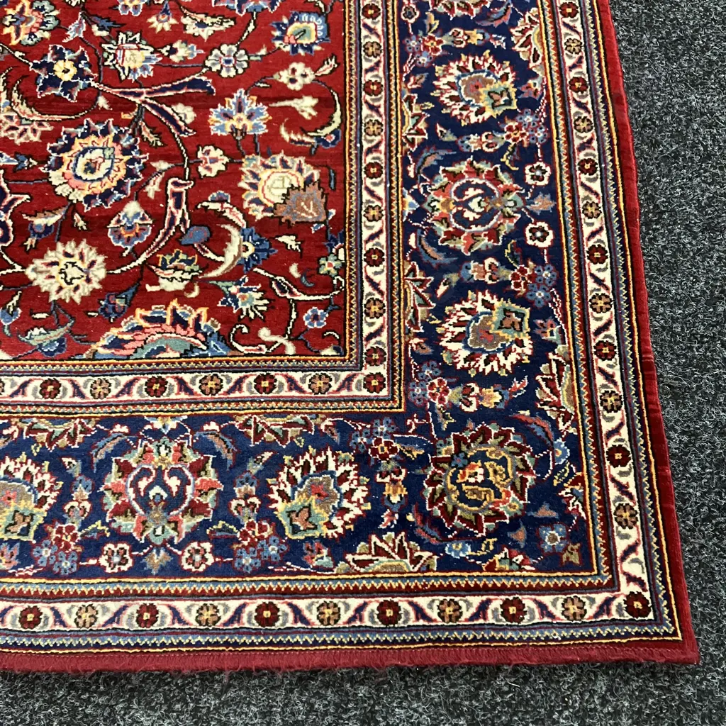 Persian Hand Knotted Kashan Rug - Size: 214 x 133cm, Wool - Iran Image 1++