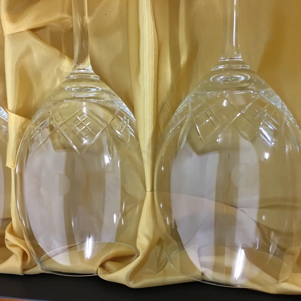 Boxed Set Of Four Crystal Wine Glasses Image 1++