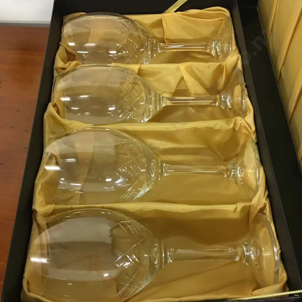 Boxed Set Of Four Crystal Wine Glasses Image 1++