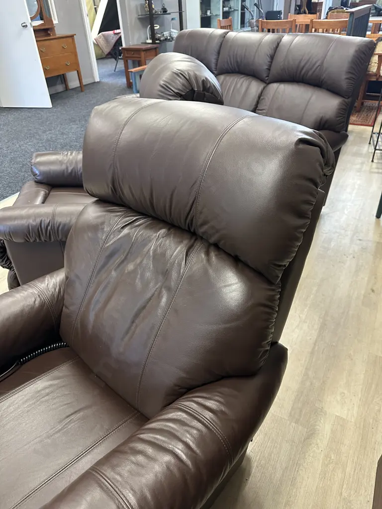 MORGAN La-Z-Boy "Eden" Chocolate Brown Full Leather 3 Seater Couch And Two Power XR+ (electric) Recliner - Rocker Chairs Image 1++
