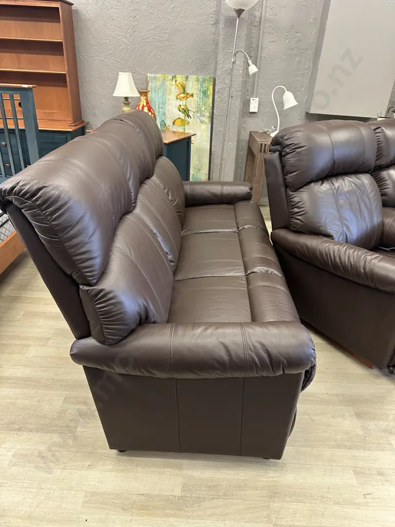 MORGAN La-Z-Boy "Eden" Chocolate Brown Full Leather 3 Seater Couch And Two Power XR+ (electric) Recliner - Rocker Chairs Image 1++