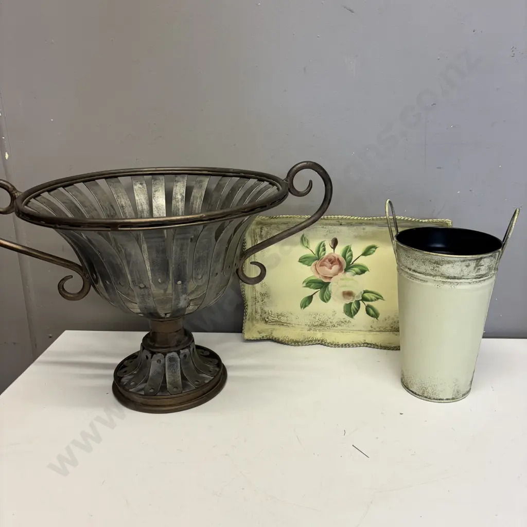 Decorative Metalware Image 1++