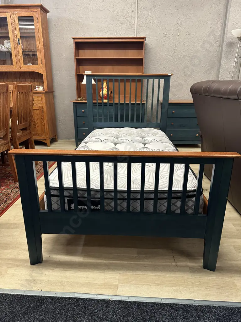 Nadeau (Canada) Green Painted Fruitwood Single Bed With Sleepyhead Serenity 6 Series Dahlia Mattress Image 1++