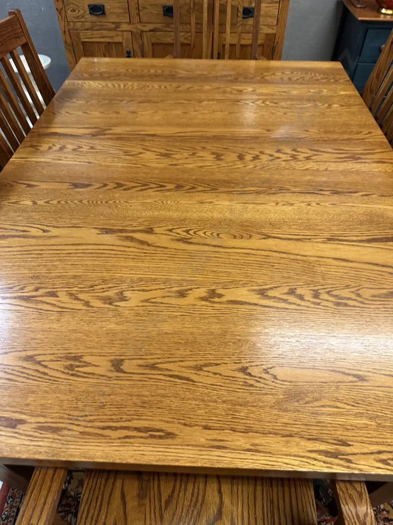 Canadian Oak Double Extension Table With 6 Chairs Including 2 Carvers. H77 W153.5 D106.5 Image 1++