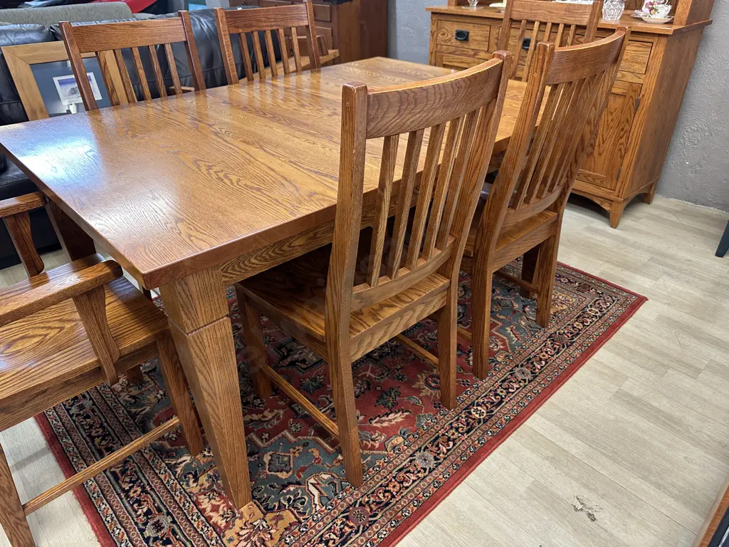 Canadian Oak Double Extension Table With 6 Chairs Including 2 Carvers. H77 W153.5 D106.5 Image 1++