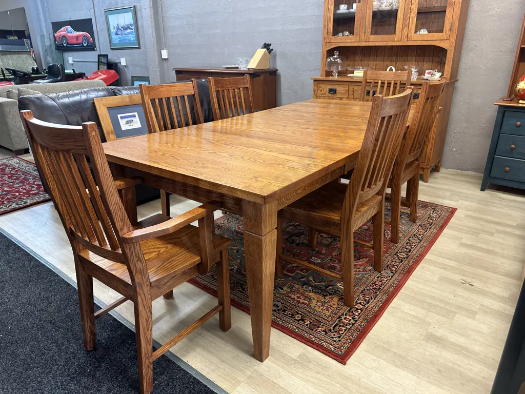 Canadian Oak Double Extension Table With 6 Chairs Including 2 Carvers. H77 W153.5 D106.5 Image 1++