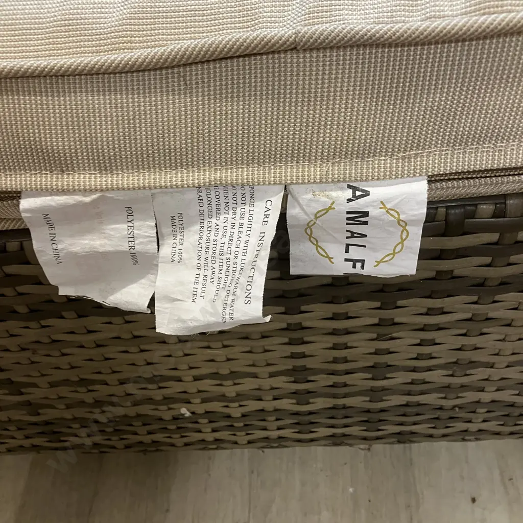 Amalfi Wicker 3 Piece Outdoor Setting (As Found Condition) Image 1++