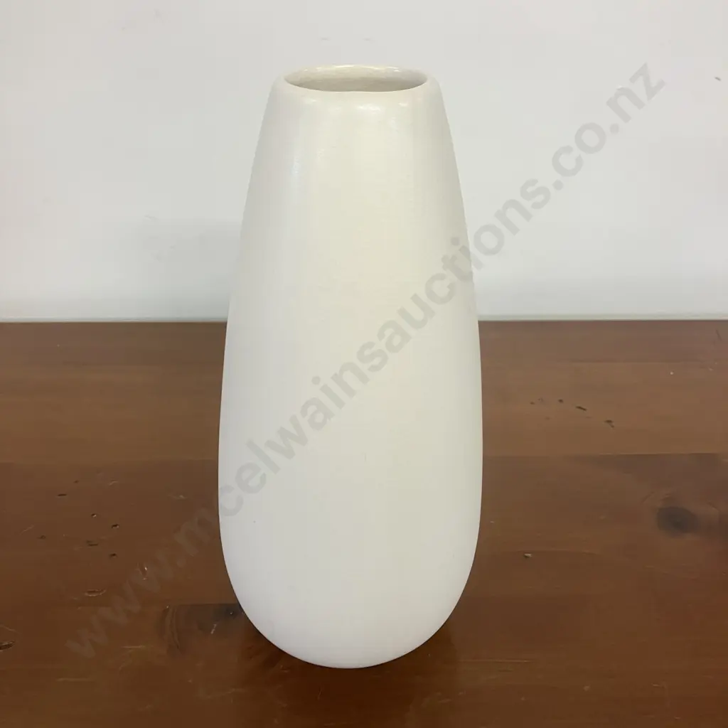 Vintage  'Brownie Downing' Ceramic Vase - J H Weatherby & Sons Ltd, England c1962. 20cm Image 1++