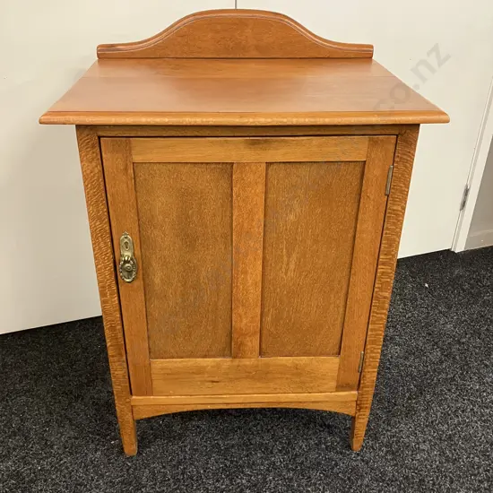 Vintage Oak Single Door Nightstand, Metal Drop Handle. H86 W60 D43cm
