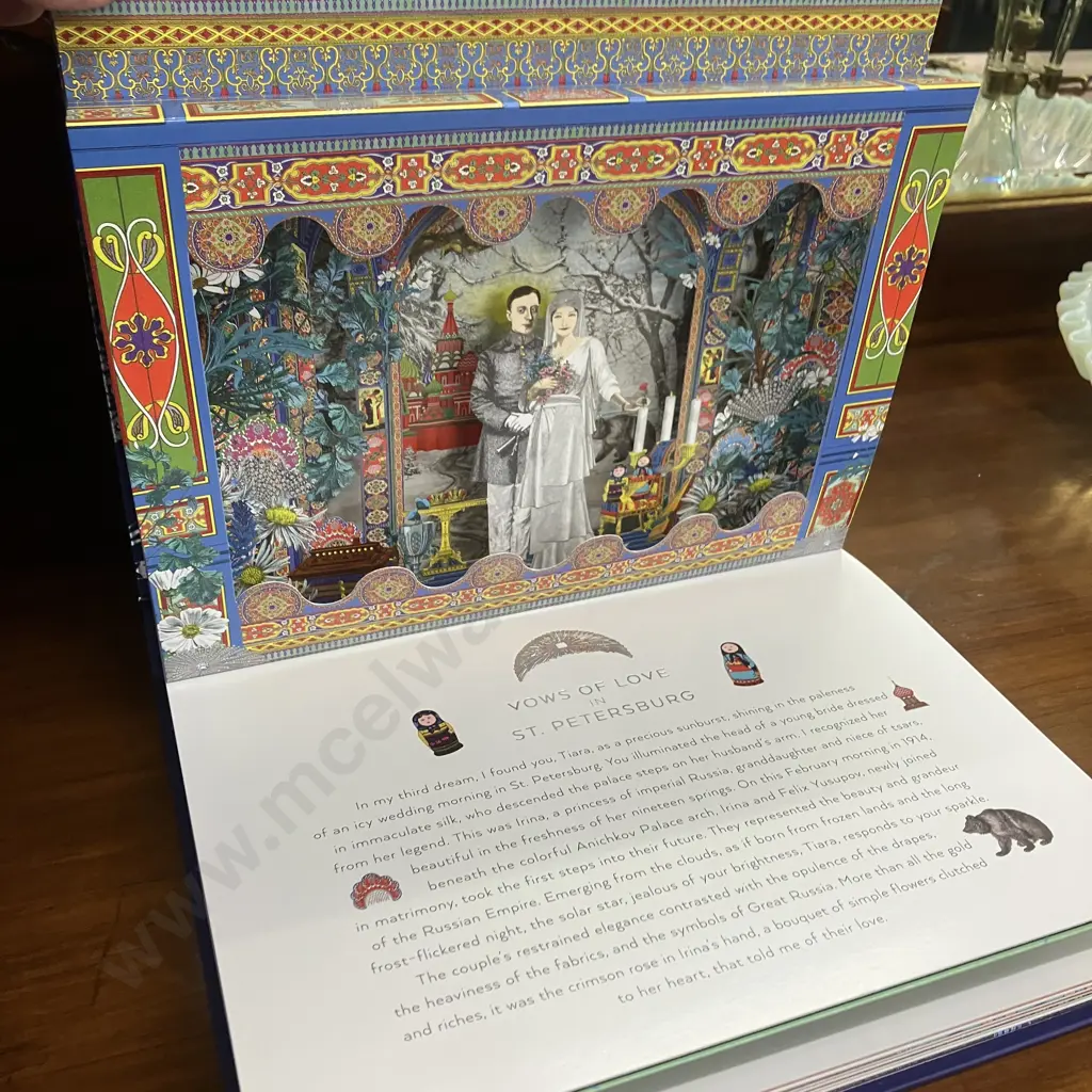 Chaumet Tiaras of Dreams, Dreaming of Tiaras Book - Hardcover Pop-Up Image 1++