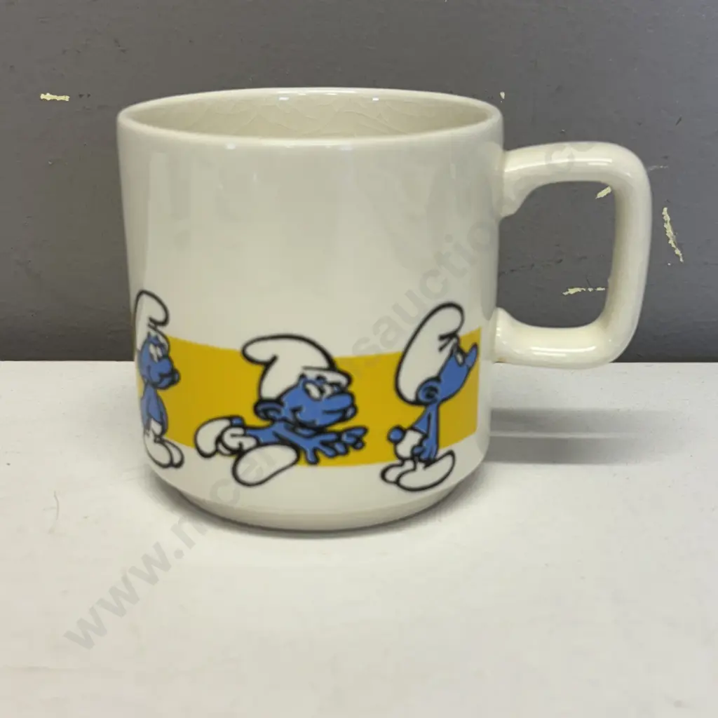 Rare Crown Lynn Smurf Mug Image 1++