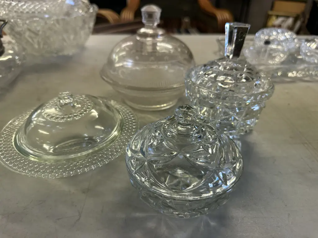 Vintage Lidded Glass Dishes Image 1++