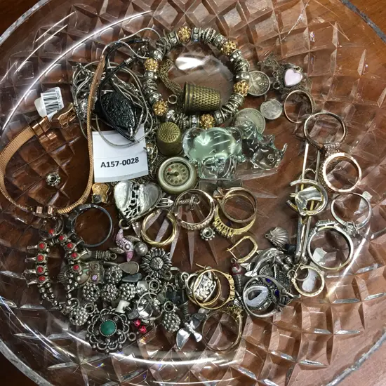 Assorted Jewellery, Coins, Vintage Items
