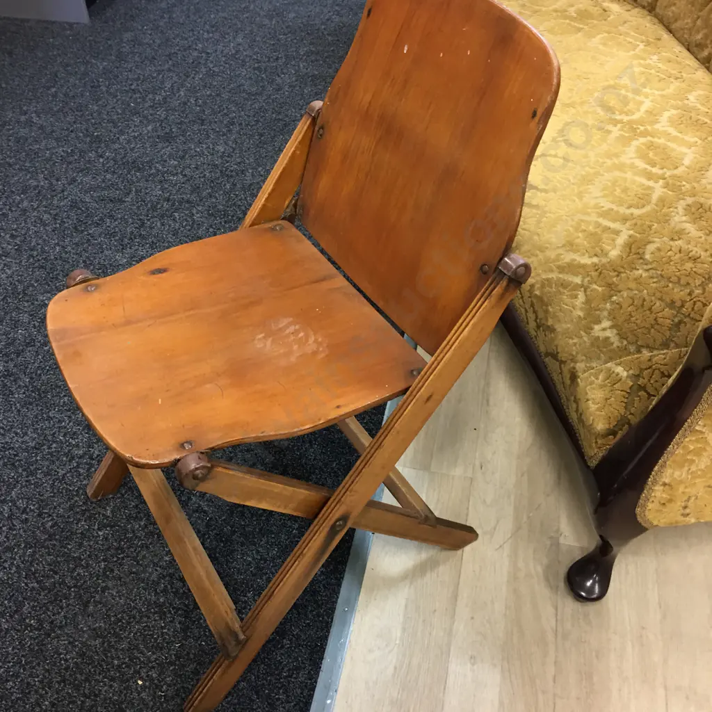 Antique Wood & Metal Folding Chair Image 1++