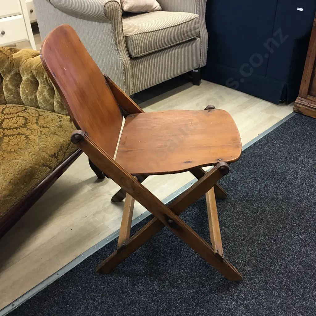 Antique Wood & Metal Folding Chair Image 1++