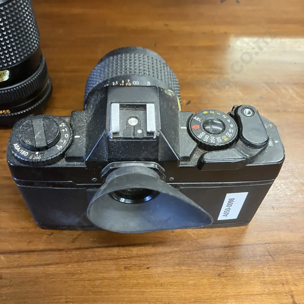 Mamiya ZM Quartz 35mm SLR Film SLR Camera With Three Mamiya-Sekor E Lenses Image 1++